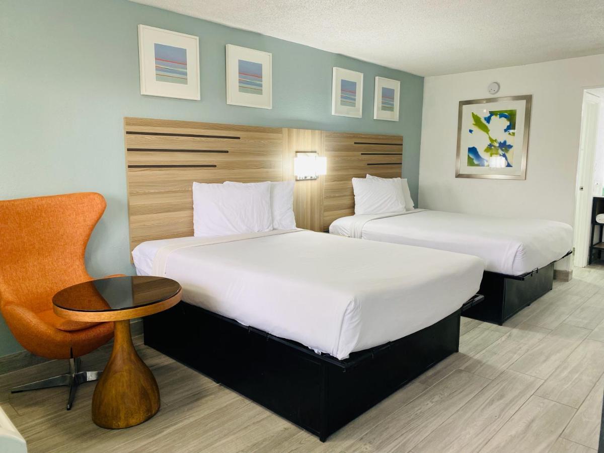 Rodeway Inn Clearwater - Central Exteriér fotografie